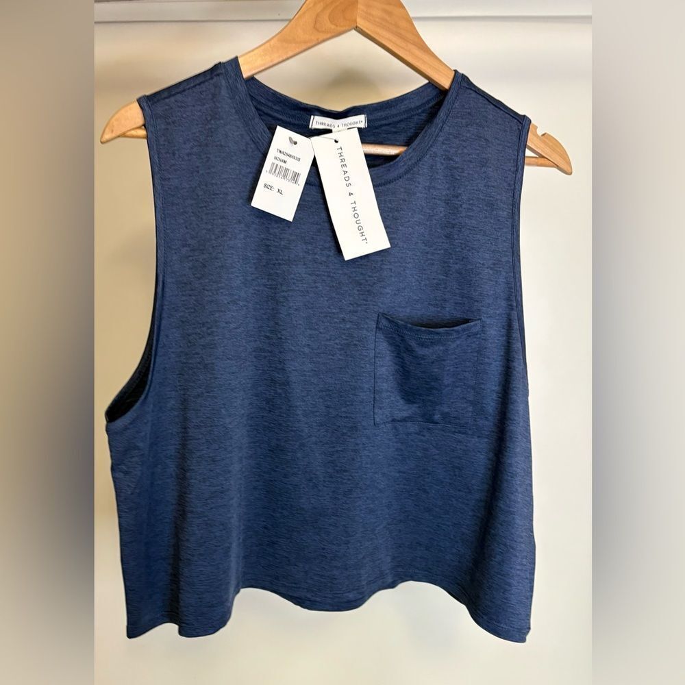 NWT Threds for Thoughts Crop Tank - XL